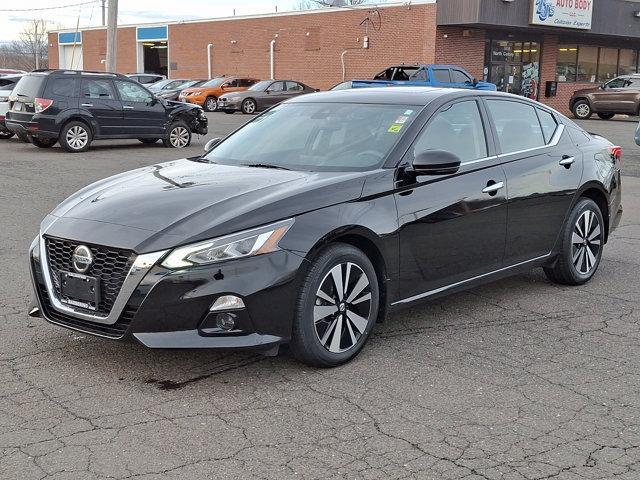 used 2022 Nissan Altima car