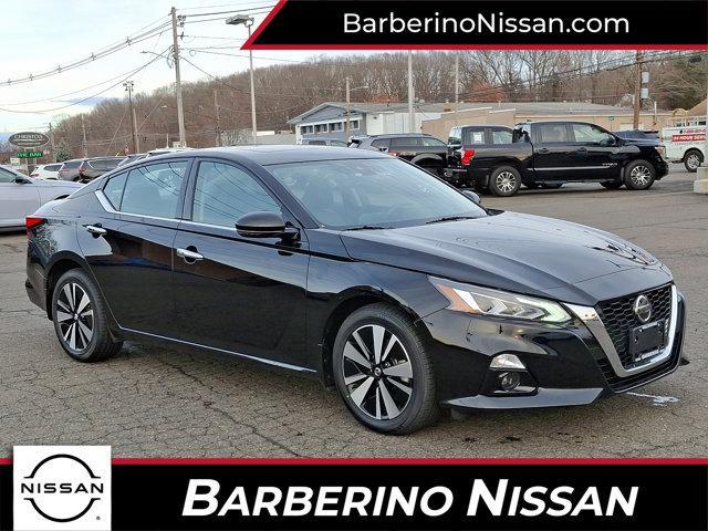 used 2022 Nissan Altima car