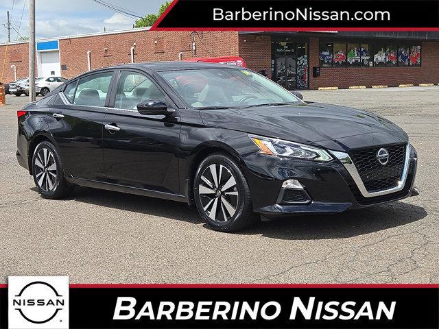 used 2022 Nissan Altima car