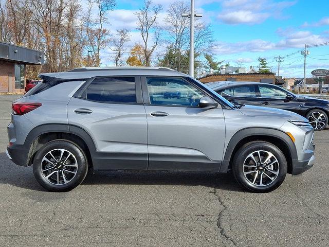 used 2024 Chevrolet TrailBlazer car