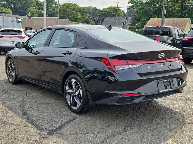 used 2023 Hyundai Elantra car