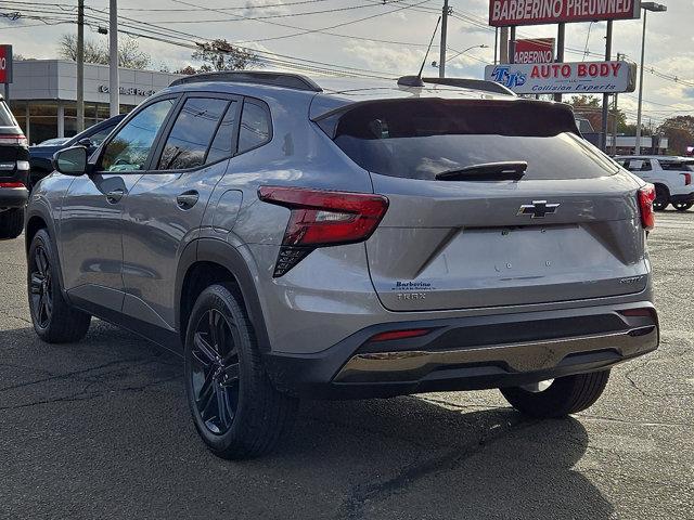 used 2024 Chevrolet Trax car, priced at $25,255