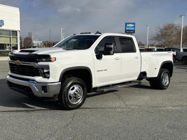 used 2024 Chevrolet Silverado 3500 car, priced at $65,998