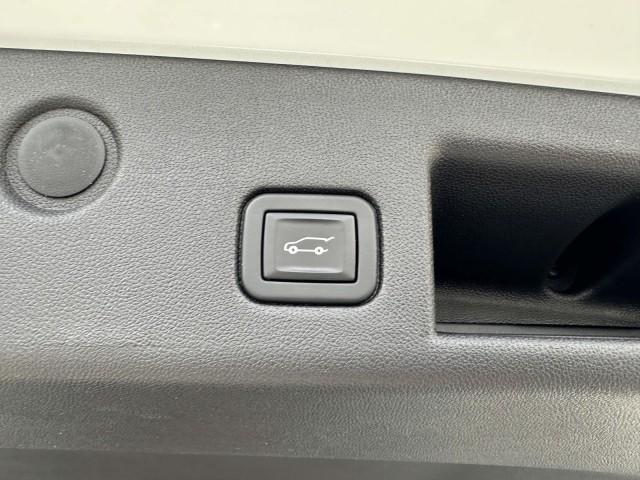 used 2020 Chevrolet Equinox car, priced at $21,998