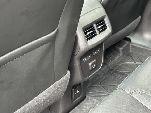 used 2023 Chevrolet Equinox car, priced at $22,998