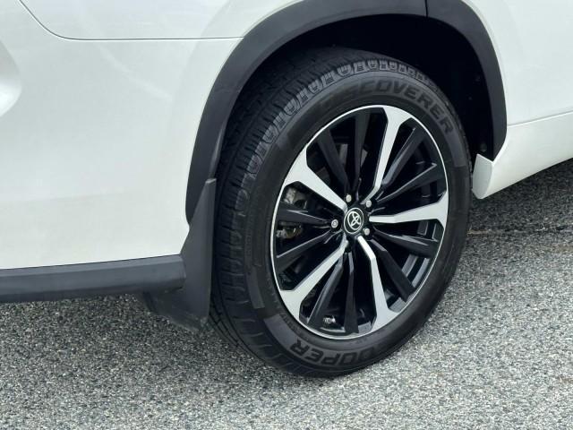 used 2021 Toyota Highlander car, priced at $35,998