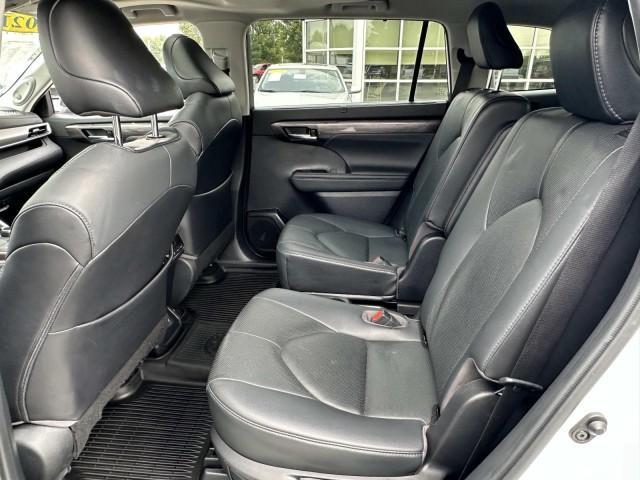used 2021 Toyota Highlander car, priced at $35,998