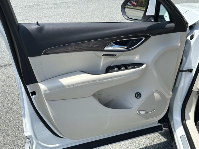 used 2022 Buick Envision car, priced at $29,998