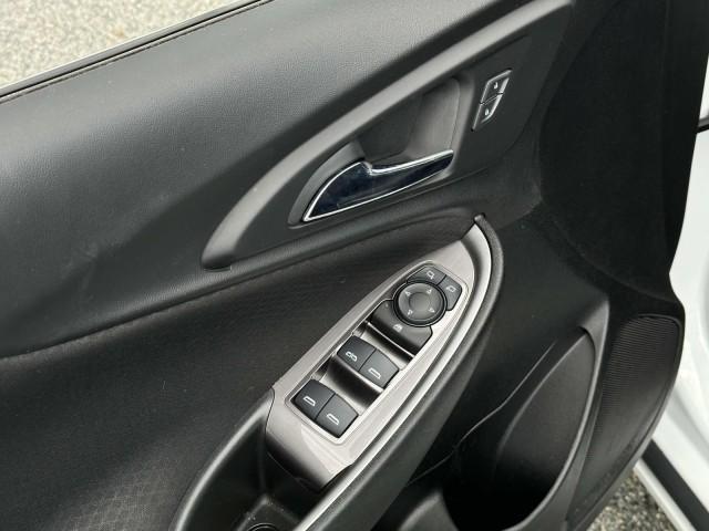 used 2022 Chevrolet Malibu car, priced at $17,998
