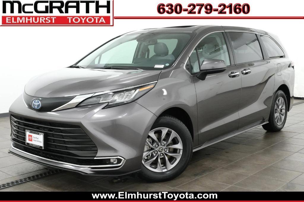 used 2023 Toyota Sienna car, priced at $44,888