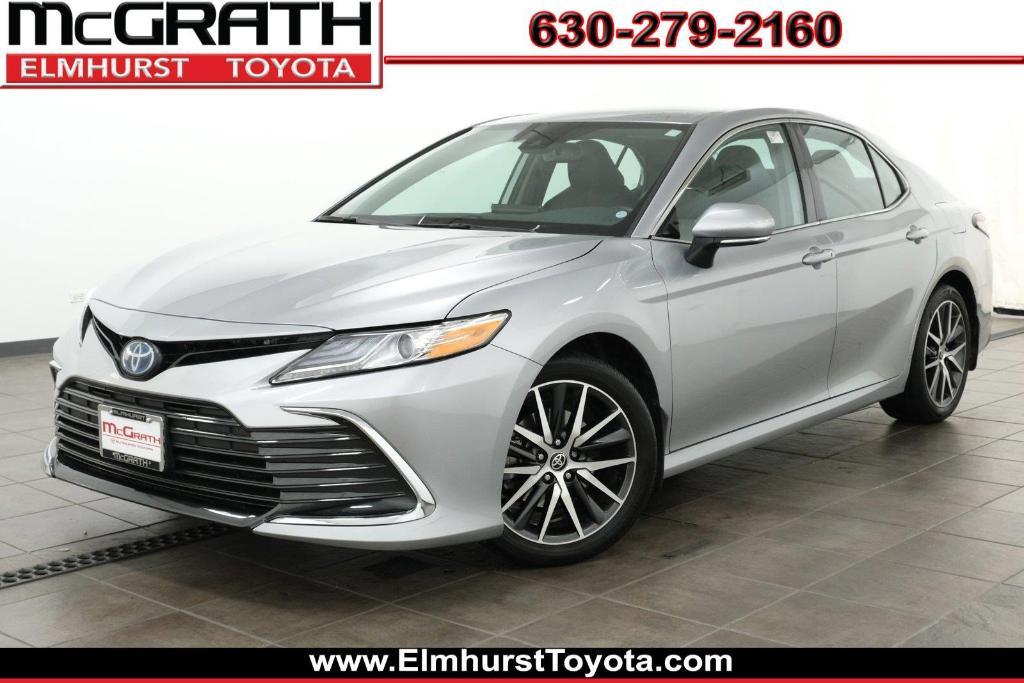 used 2022 Toyota Camry Hybrid car, priced at $28,059