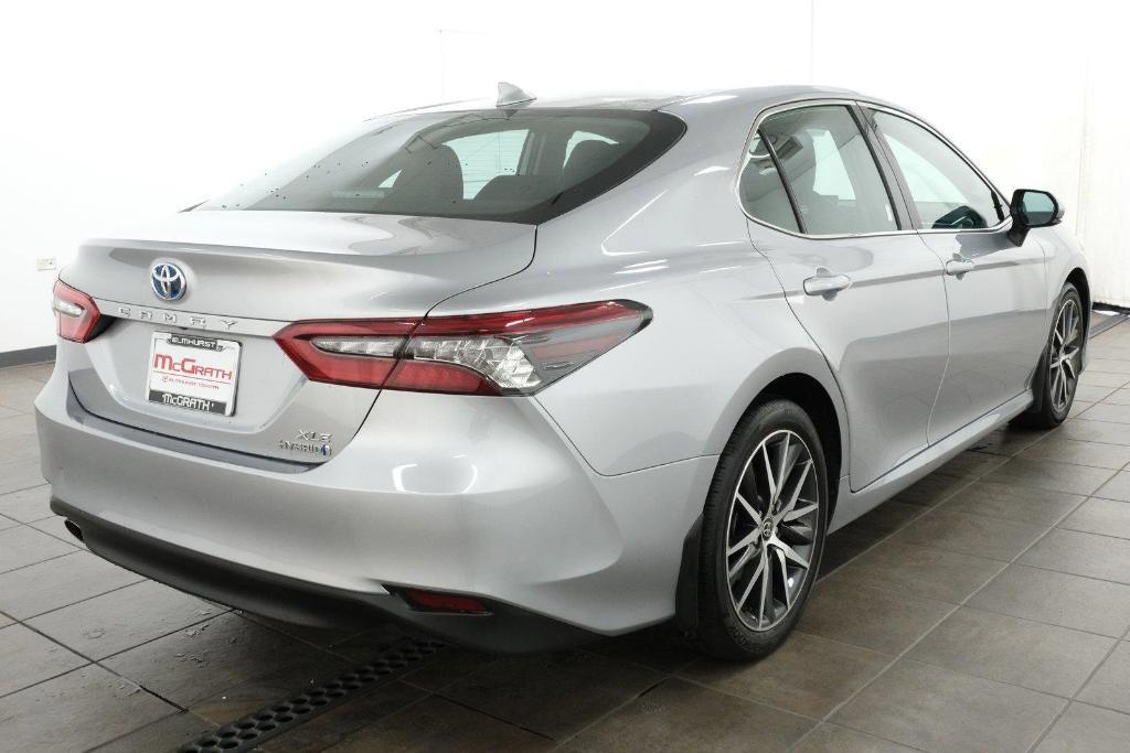 used 2022 Toyota Camry Hybrid car, priced at $28,059