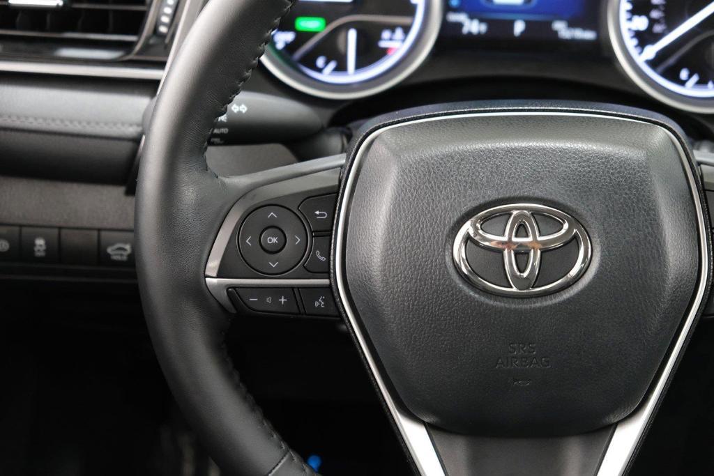 used 2022 Toyota Camry Hybrid car, priced at $28,059