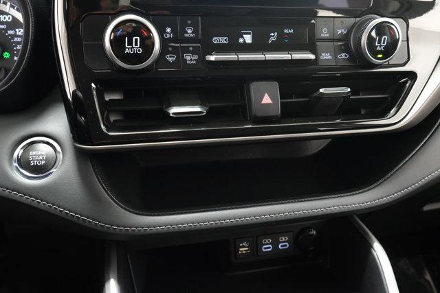 used 2023 Toyota Highlander car, priced at $32,888