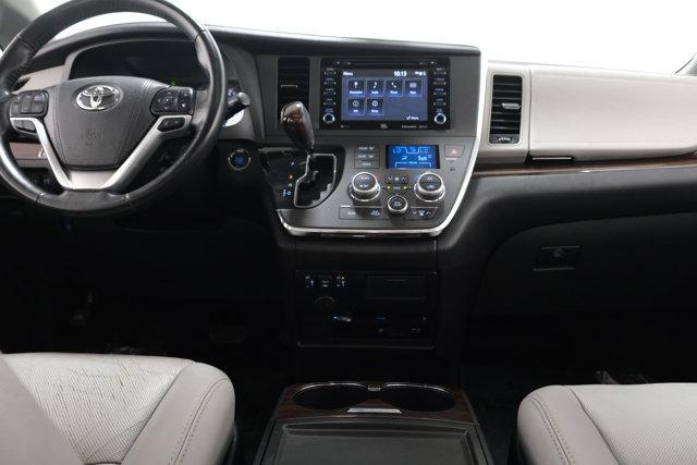used 2018 Toyota Sienna car, priced at $25,555
