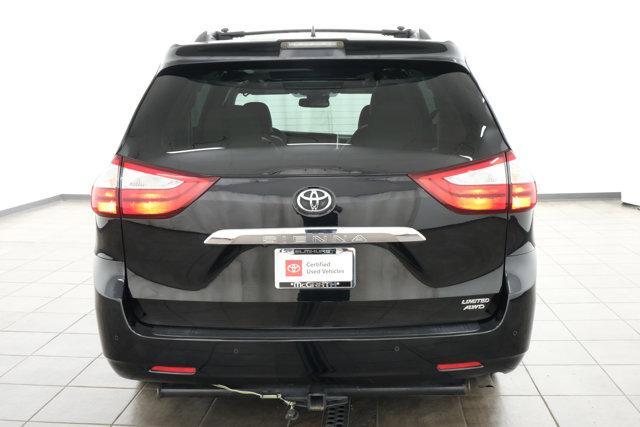 used 2018 Toyota Sienna car, priced at $25,555