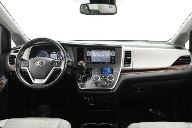 used 2018 Toyota Sienna car, priced at $25,555