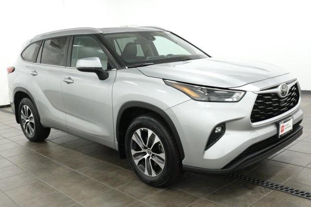 used 2023 Toyota Highlander car, priced at $40,488