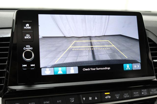 used 2025 Honda Odyssey car, priced at $37,998