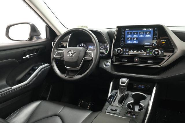 used 2022 Toyota Highlander car, priced at $34,555