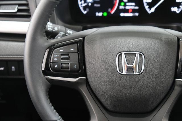 used 2025 Honda Odyssey car, priced at $38,425