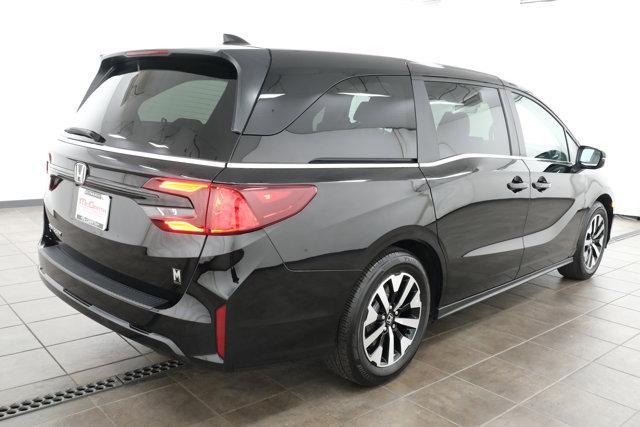 used 2025 Honda Odyssey car, priced at $38,425