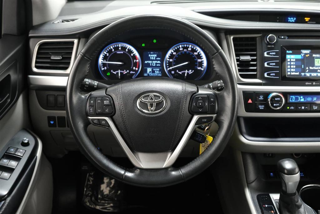 used 2015 Toyota Highlander car, priced at $17,488