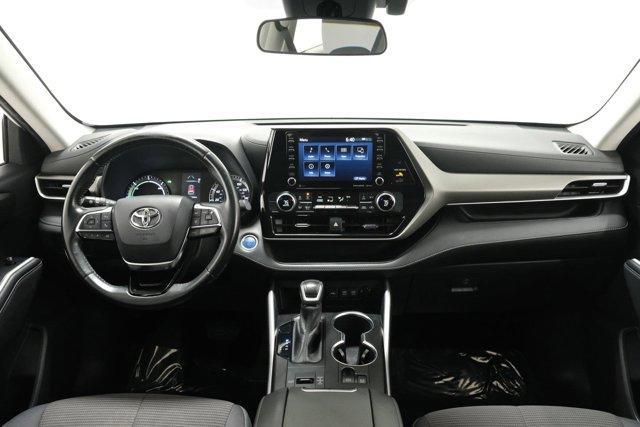 used 2021 Toyota Highlander Hybrid car, priced at $34,288