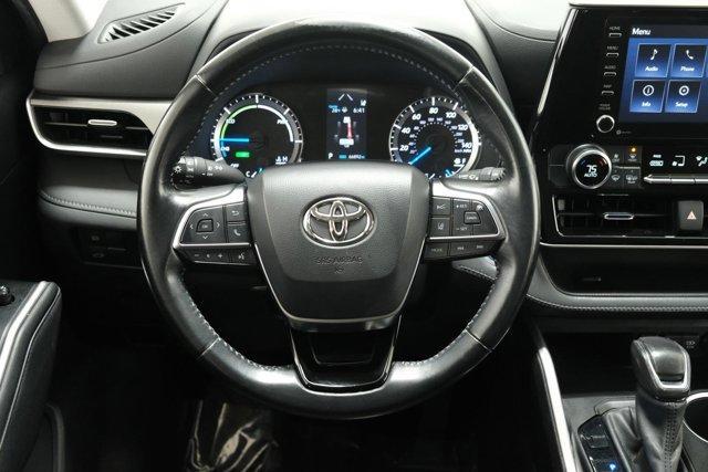 used 2021 Toyota Highlander Hybrid car, priced at $34,288