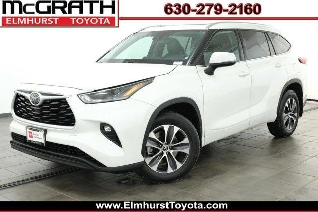 used 2021 Toyota Highlander car, priced at $32,988