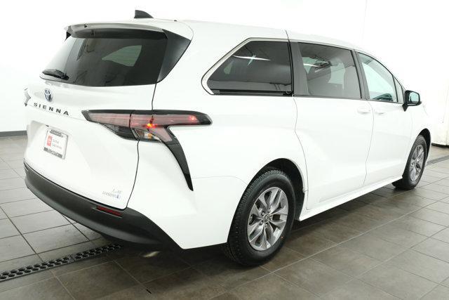 used 2024 Toyota Sienna car, priced at $41,488