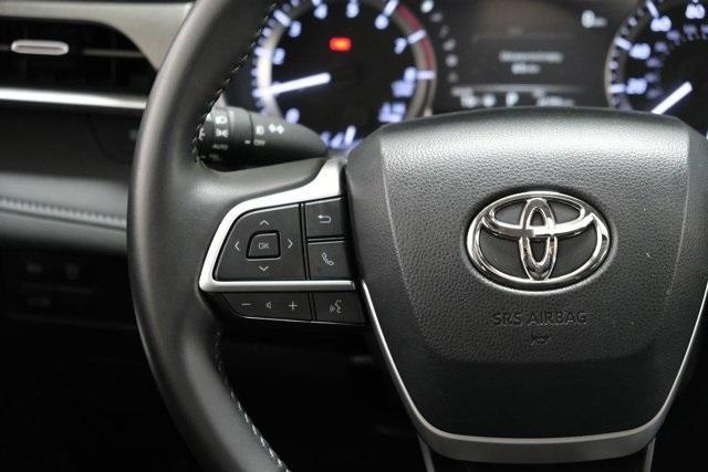 used 2024 Toyota Highlander car, priced at $42,488