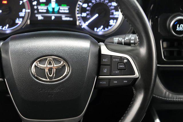 used 2023 Toyota Highlander car, priced at $27,888
