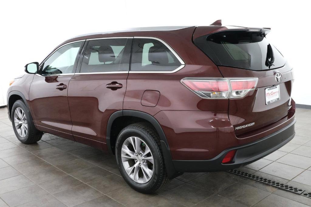 used 2015 Toyota Highlander car, priced at $16,994