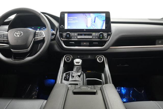 used 2025 Toyota Grand Highlander car, priced at $55,988