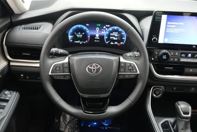used 2025 Toyota Grand Highlander car, priced at $55,988