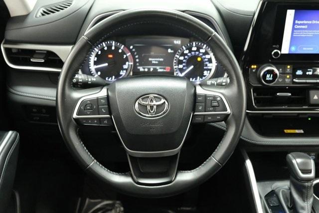 used 2024 Toyota Highlander car, priced at $42,488