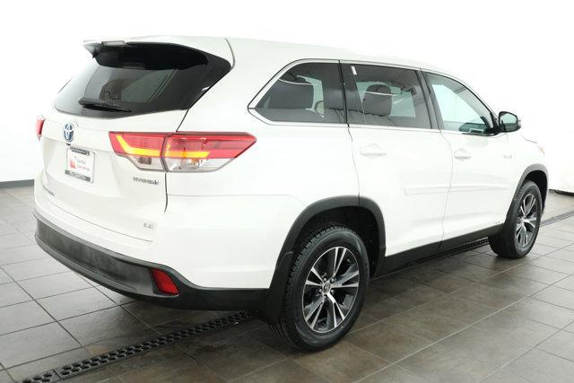 used 2019 Toyota Highlander Hybrid car, priced at $23,844