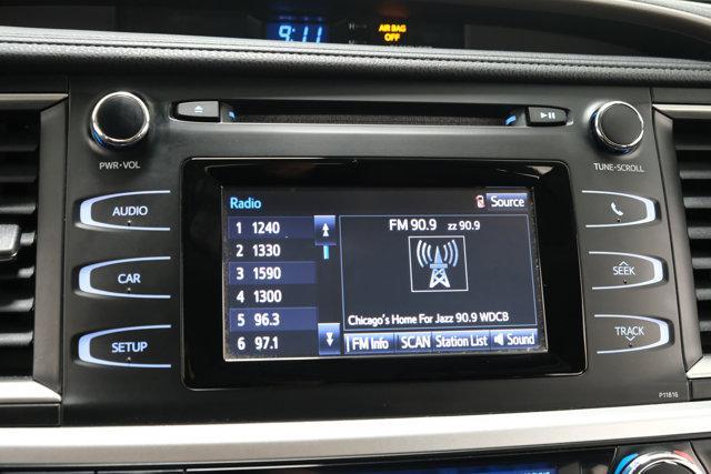 used 2019 Toyota Highlander Hybrid car, priced at $23,844