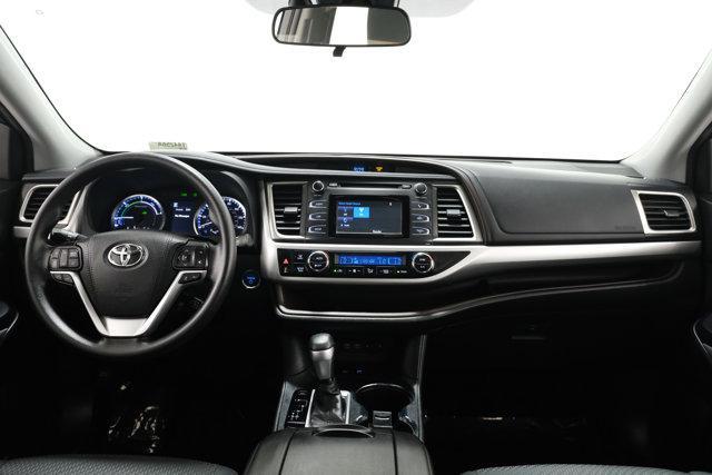 used 2019 Toyota Highlander Hybrid car, priced at $23,844