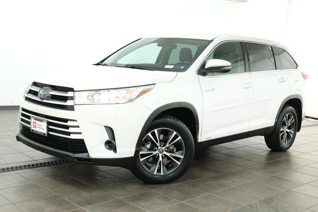 used 2019 Toyota Highlander Hybrid car, priced at $23,844