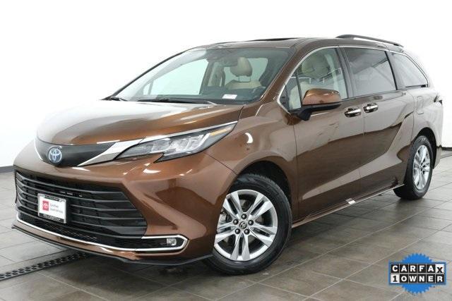 used 2022 Toyota Sienna car, priced at $37,988