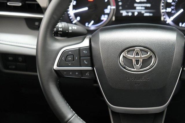 used 2024 Toyota Highlander car, priced at $40,488