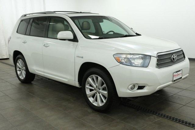 used 2010 Toyota Highlander Hybrid car, priced at $12,688