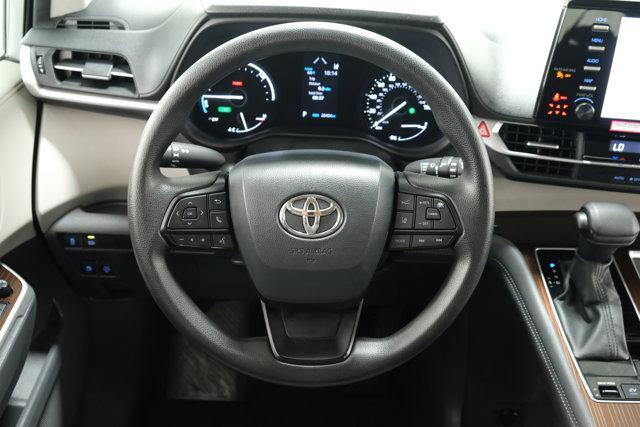 used 2024 Toyota Sienna car, priced at $39,333