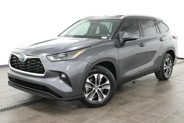 used 2023 Toyota Highlander Hybrid car, priced at $47,888