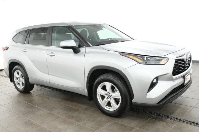 used 2024 Toyota Highlander car, priced at $39,488