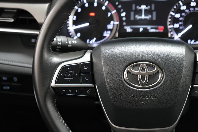 used 2024 Toyota Highlander car, priced at $39,488