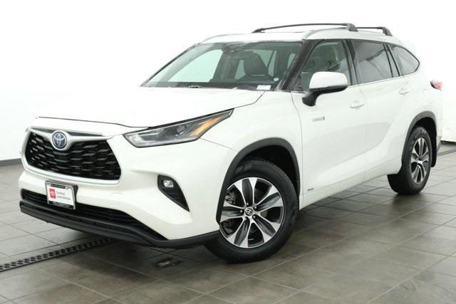 used 2021 Toyota Highlander Hybrid car, priced at $33,988