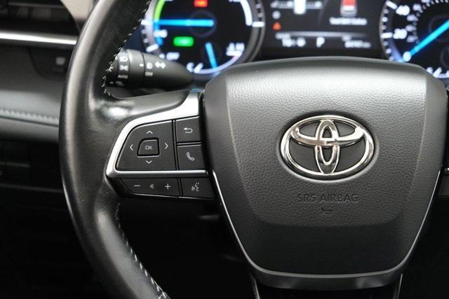 used 2021 Toyota Highlander Hybrid car, priced at $33,988